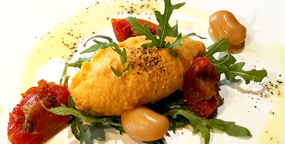 Crema de judías con tomate